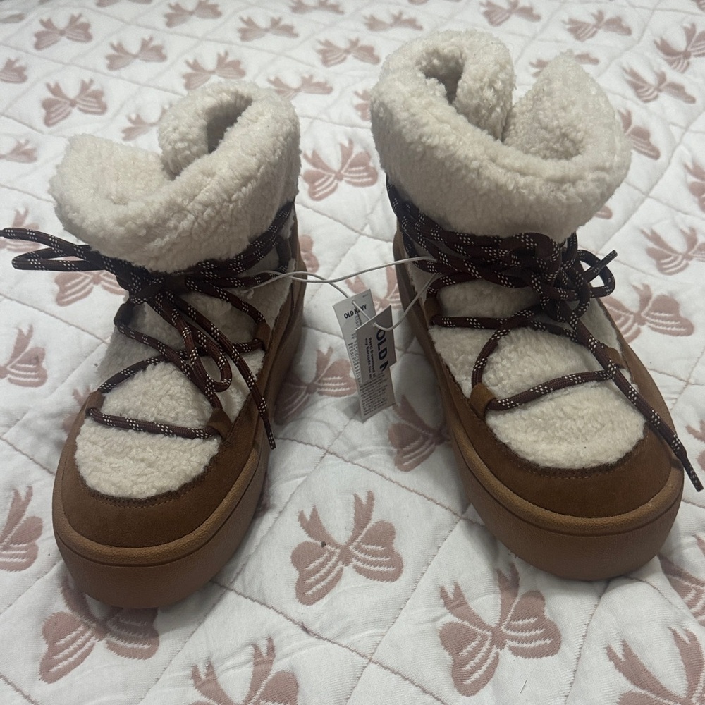 Old Navy Brown and Cream Ankle Booties